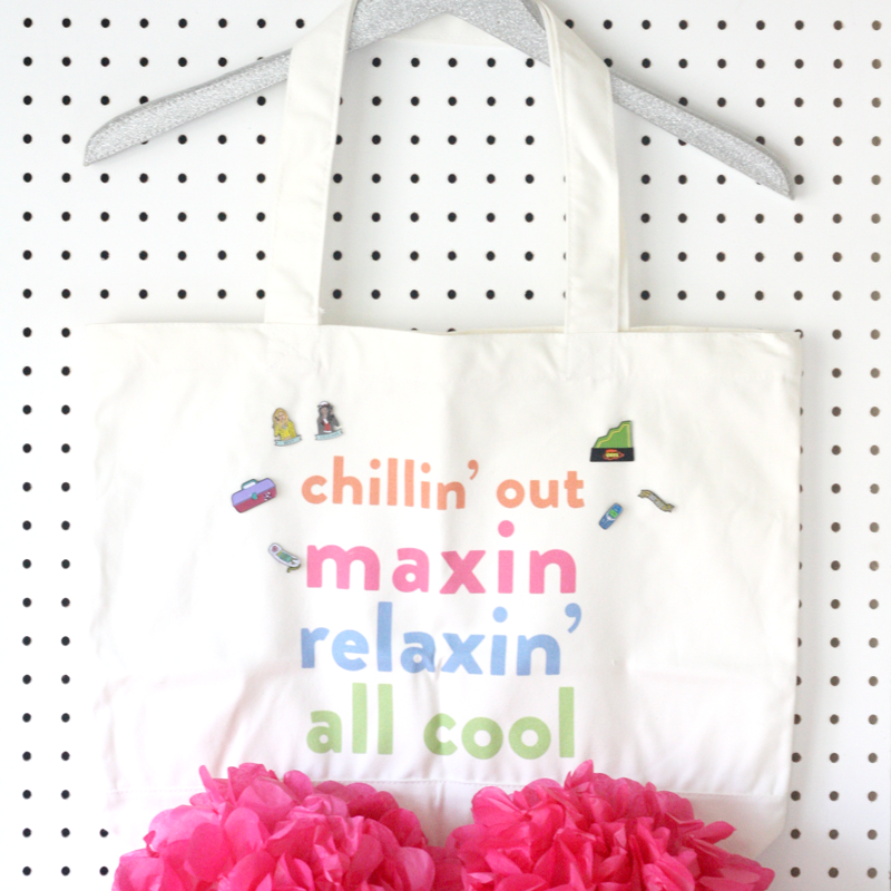 chillin' out maxin BGD tote